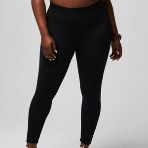 Fabletics On-The-Go Powerhold High Waisted Pocket Leggings Size 2X